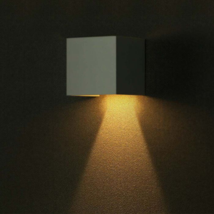 LED SOLAR WALL LIGHT COB WITH PIR SENSOR(4-5m) 9W 860lm WW 150x153x150mm WHITE