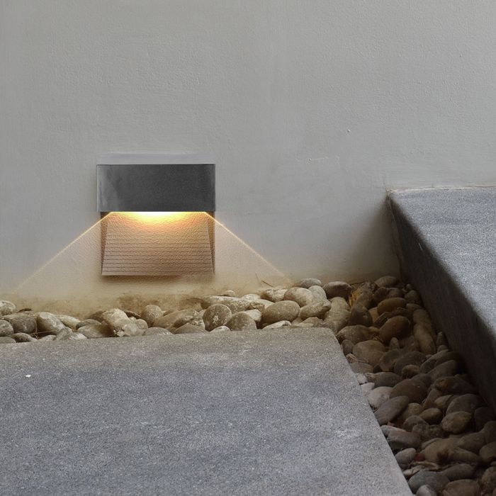 LED STEP LIGHT SQUARE 3W 90° 210lm WW 151X72X154 BLACK IP65