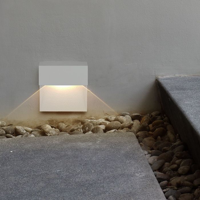 LED STEP LIGHT SQUARE 3W 90° 210lm WW 151X72X154 WHITE IP65