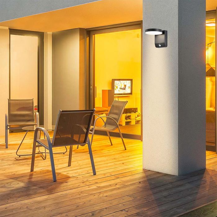 LED WALL LIGHT WITH SENSOR BLACK ROUND 17W 2480lm WW 350° 16x20.6x16cm IP65