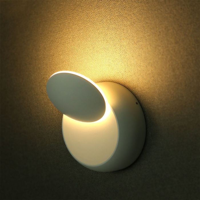 5W Wall Lamp Round White Body Rotatable Natural White