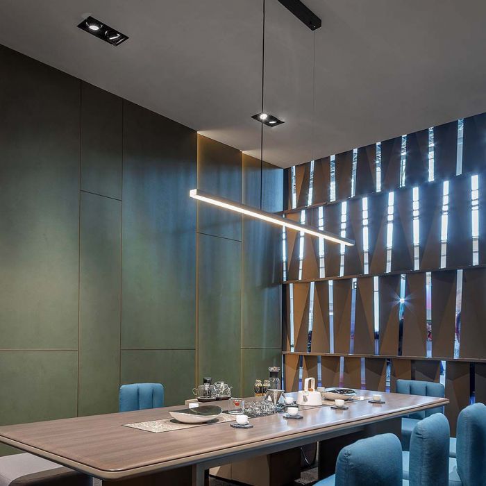 LINEAR LIGHTS