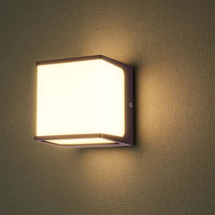 LED OUTDOOR WALL LIGHT BROWN 8W WW 750lm167° 120x120x92mm IP65