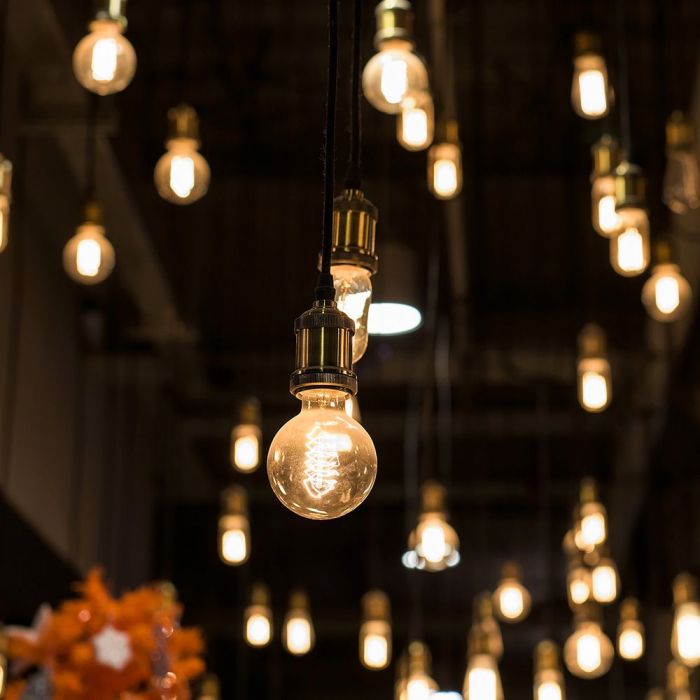 LED E27 FILAMENT LAMP AMBER G125 6W WW 380lm 300° 125X175 DOUBLE SPIRAL