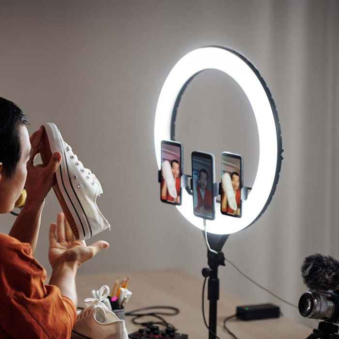 LED RING LIGHT 18INCH WITH 3 PHONE HOLDER AND REMOTE 55W 3IN1 6000lm 540x440x70mm