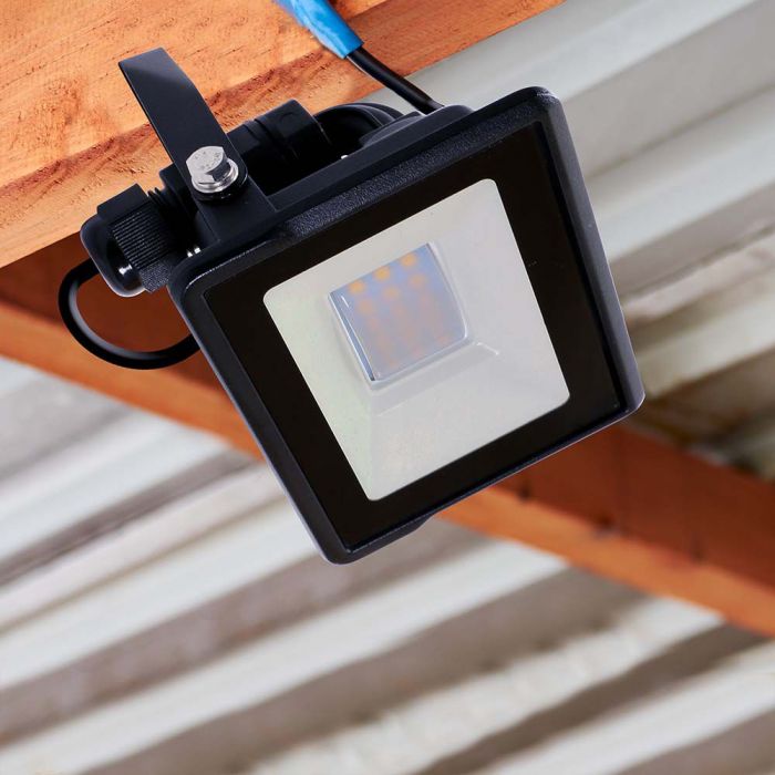 LED FLOOD LIGHT WIFI COMPATIBLE H AMAZON ALEXA AND GOOGLE HOME 20W RGB+WW+CW