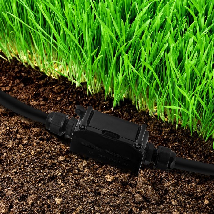 PLASTIC SQUARE BOX WITH TERMINAL BLOCK IP68 BLACK
