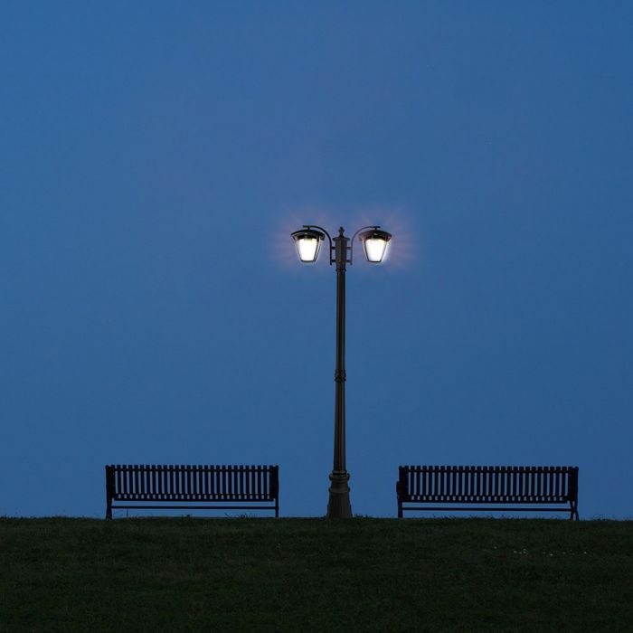 LED POLE 2XE27 LAMP MAT BLACK CLEAR COVER 120° 50X199 IP44
