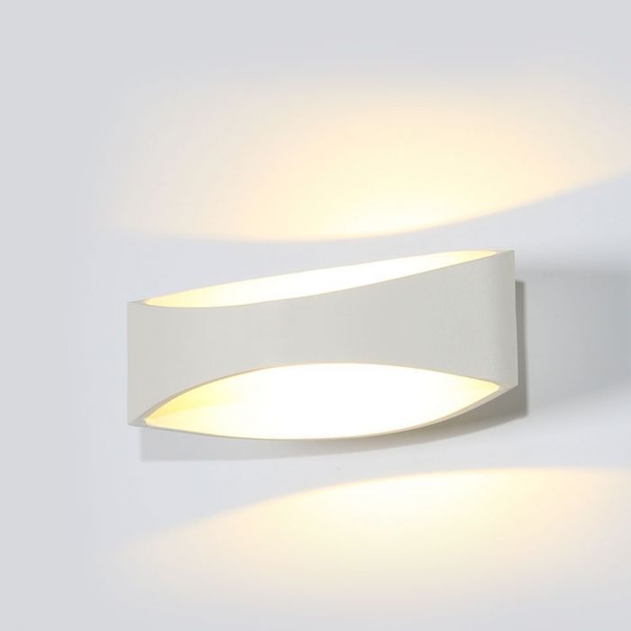 LED WALL LIGHT 5W WW 550lm 150° 175X80X96 WHITE
