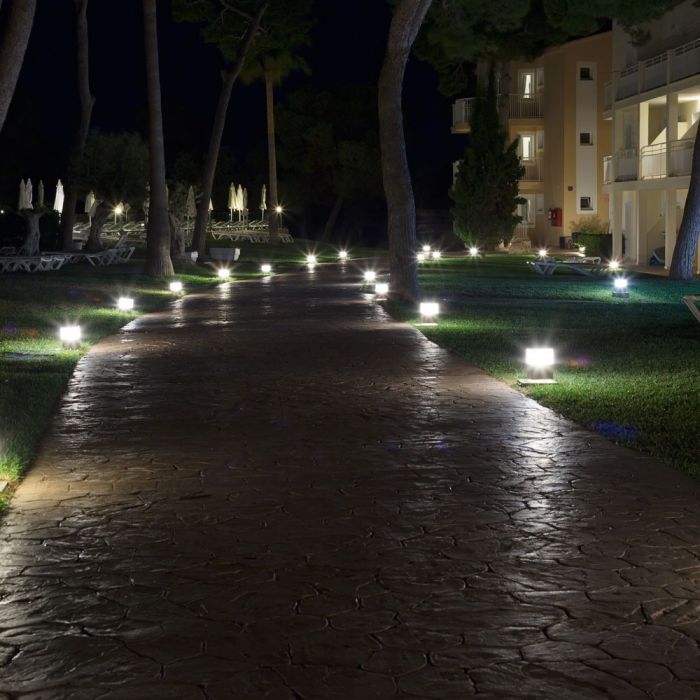 LED GARDEN LIGHT ALUMINIUM 10W 450lm WW 72° 108X250 IP65 WHITE