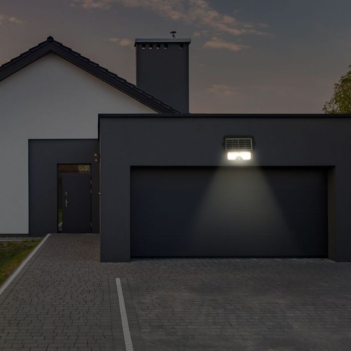 LED SOLAR FLOOD LIGHT WITH SENSOR 5W DL 500lm 180° 217X149X34 IP65 BLACK