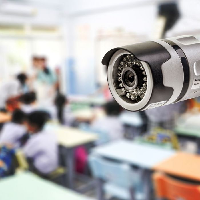 INDOOR & OUTDOOR CAMERA WIFI 2 WAY AUDIO INBUILT MICROPHONE 3MP 12V IP65