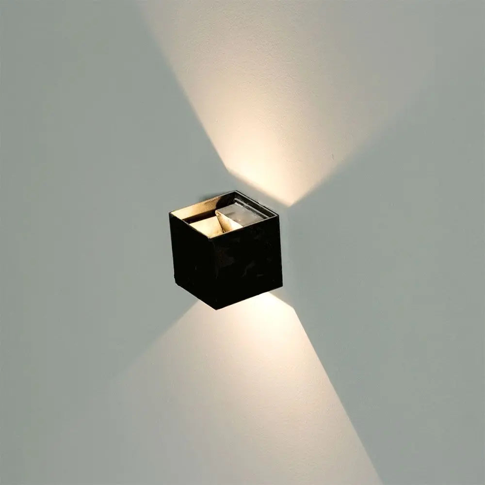 6W Wall Lamp Black Body Square IP65 Natural White